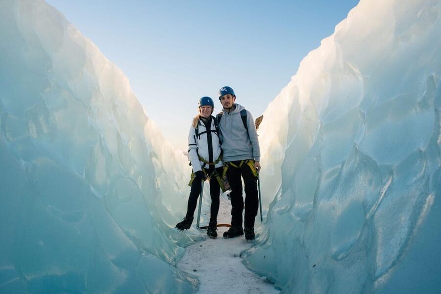 Skaftafell: Small-Group Vatnajökull Glacier Hike (Moderate) - Should you book the Falljökull moderate hike?