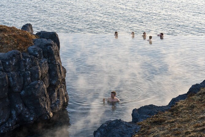 Sky Lagoon Ticket with 7-Step Ritual and Transfers from Reykjavik - What happens during the Skjól seven-step ritual