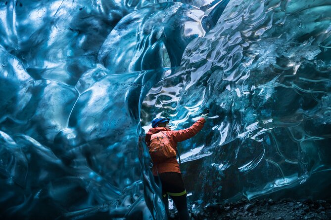 Small-Group Ice Cave Tour from Jökulsárlón - Who will enjoy this ice cave tour