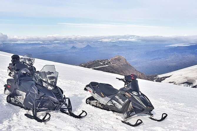 Snowmobiling on Eyjafjallajökull - Goðasteinn and the 2010 eruption