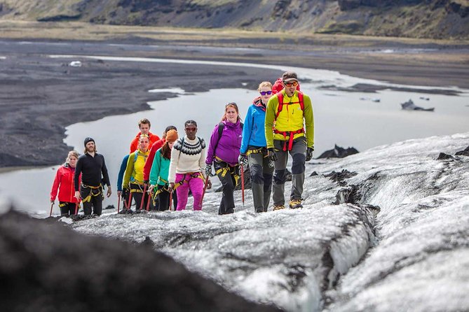 Sólheimajökull Glacier Hike – Adventure in a Small Group - The guide makes the difference