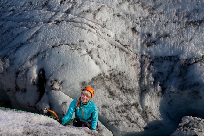 Sólheimajökull Glacier Hike & Ice Climbing Intro - Small Group - How hard is the hike?