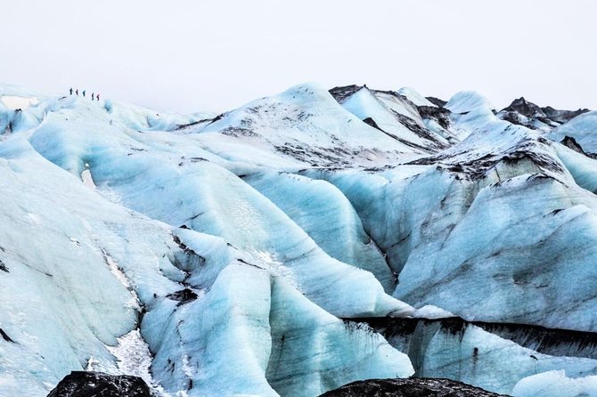 Sólheimajökull Glacier Hike & Ice Climbing Intro - Small Group - Safety, weather, and the guide’s role