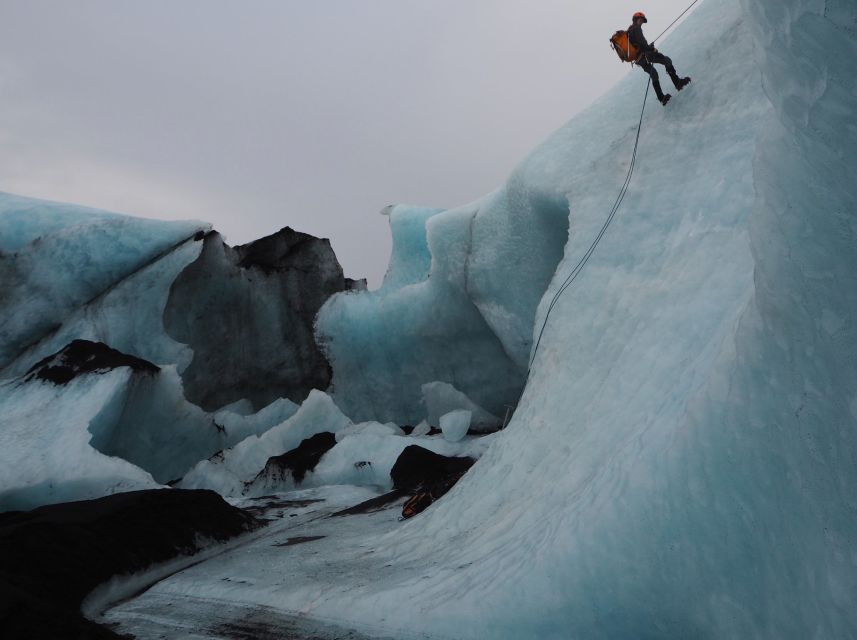 Sólheimajökull Ice Climb and Glacier Hike - Learning glacier safety before the climb
