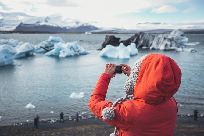 South Coast, Diamond Beach and Glacier Lagoon Day Tour - The 7:30 a.m. start and the long ride south