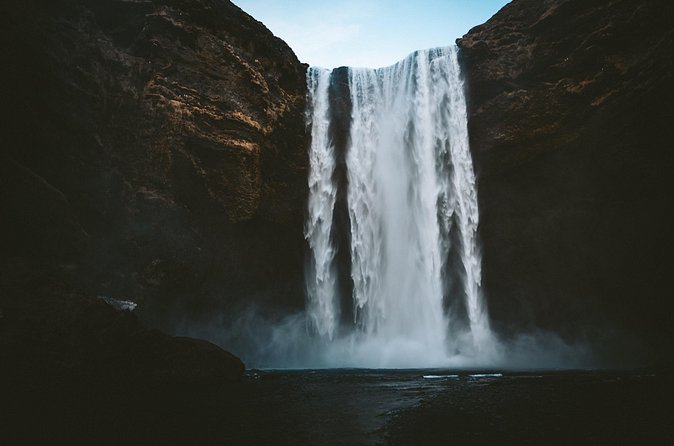 SOUTH COAST : The Discovery - Seljalandsfoss closes the route with a memorable view