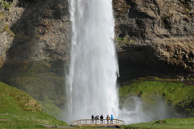 South Coast, Waterfalls and Vík village from Reykjavik - What the guide and driver add