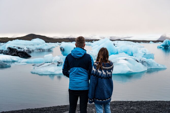 South Iceland and Glacier Lagoon: Jökulsárlón with Boat Tour - Skógafoss and the first major waterfall