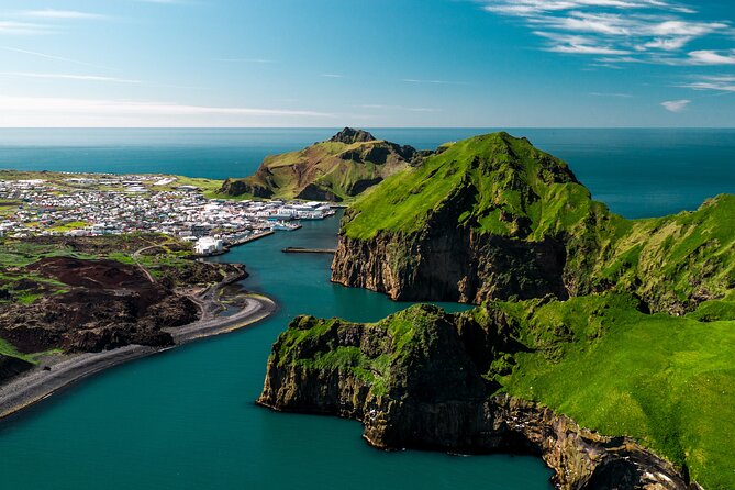 The Best of Vestmannaeyjar with Ebbi - Skansinn finishes with several compact sights