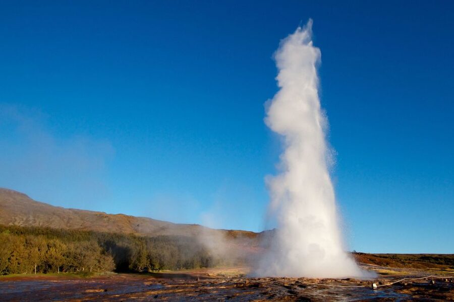 The Golden Circle & Hop On - Hop Off Combo Deal - Gullfoss and the force of glacial water