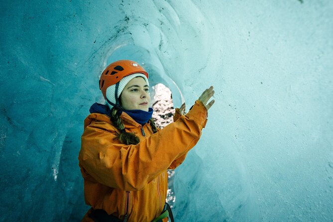 The Original Ice Cave Tour in Jökulsárlón Glacier Lagoon - When the cave closes, the glacier becomes the main event