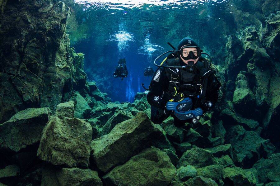 Thingvellir: Silfra Fissure Diving with Optional Pickup - The underwater route and the plate boundary