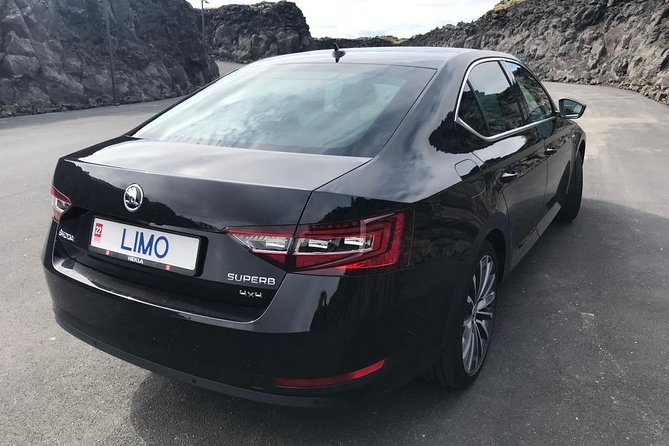 Transfer from Reykjavik - Private airport transfer to KEF Airport - The human side of the transfer