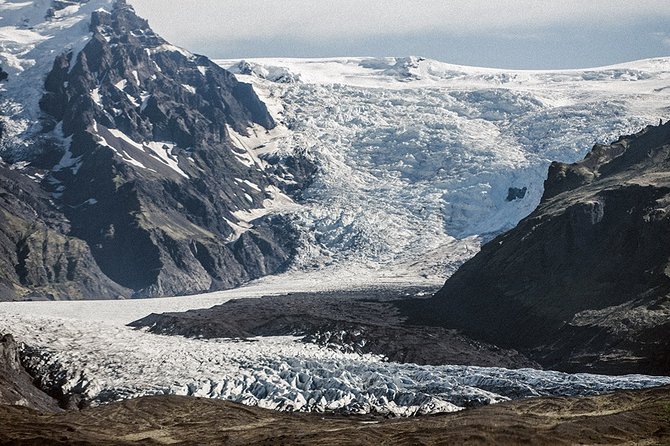 Ultimate Airplane Sightseeing Flight from Skaftafell - Lakagígar and the Mossy Crater Chain