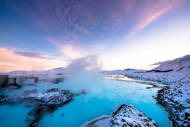 Unique bathing in an Icelandic hot springs at the Blue Lagoon - Transport, timing, and group size