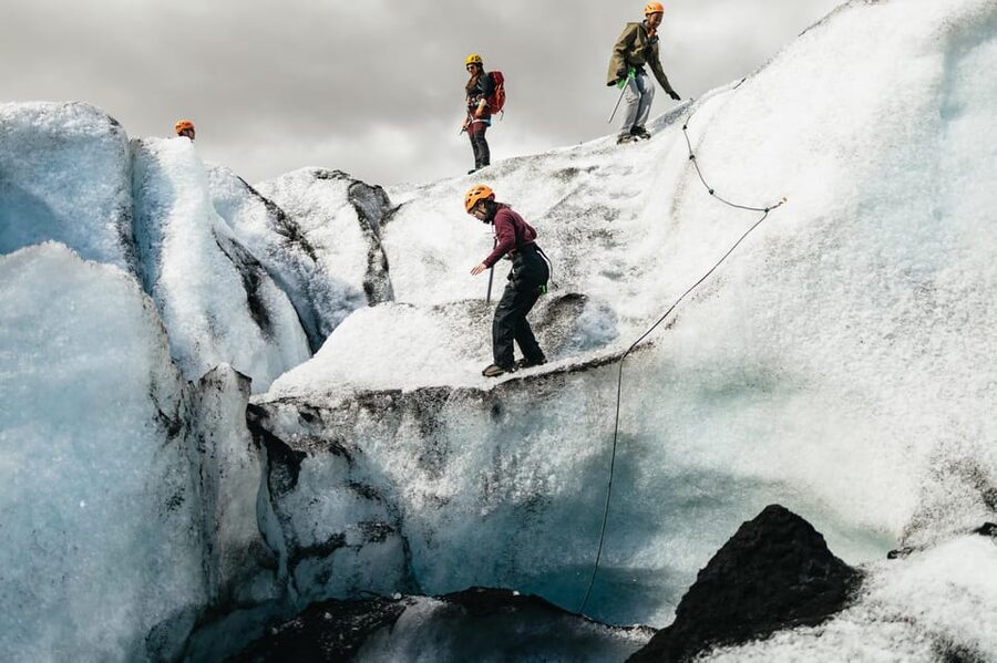 Vik: Guided Sólheimajökull Glacier Hike - From the parking lot to the glacier edge