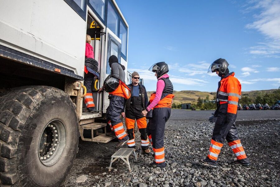 Vik: Mýrdalsjökull Snowmobile Adventure - Returning to base camp