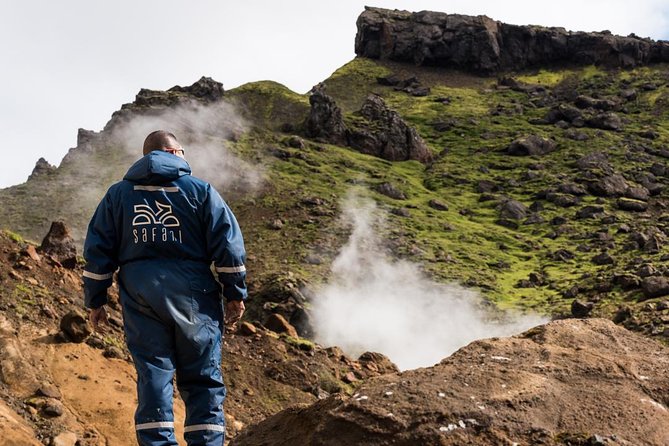 Volcanic Springs ATV adventure from Reykjavik - Getting ready with Icelandic weather gear