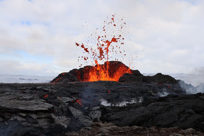 Volcano Hike and Grindavík Visit from Reykjavik - Key points before you book