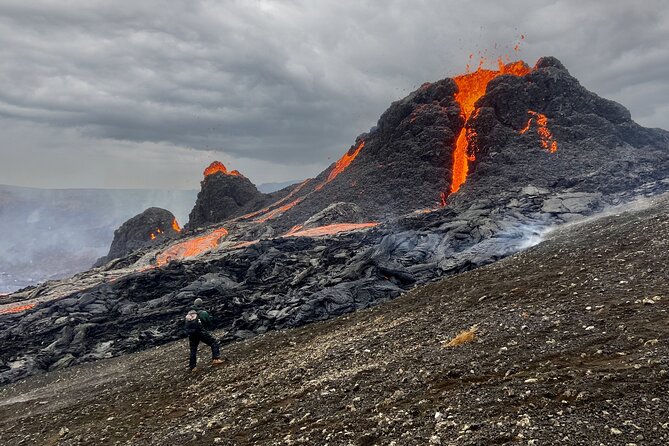 Volcano Hike and Grindavík Visit from Reykjavik - Six and a half hours on the Reykjanes Peninsula