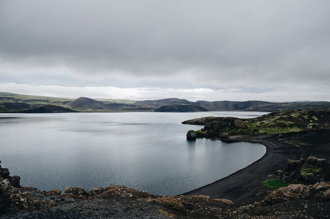 Volcano Tour on Reykjanes Peninsula Including Icelandic Snacks - Why the route may change at short notice