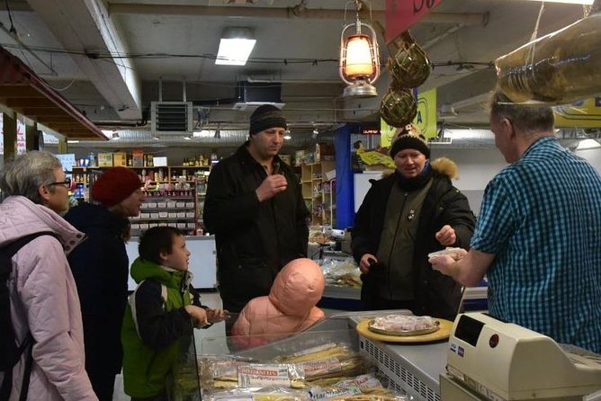 Weekend Reykjavik Food Tour with a stop at the Reykjavik Flea Market - Starting at Ingólfur Square